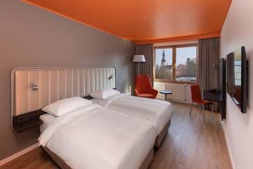 Улучшенный номер в Отеле Park Inn by Radisson Meriton Conference & Spa Hotel Tallinn